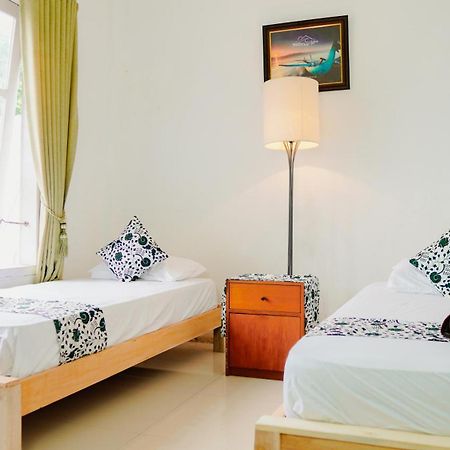 Dormitory Tourism Sritanjung Banyuwangi By Gajahsora Management Luaran gambar